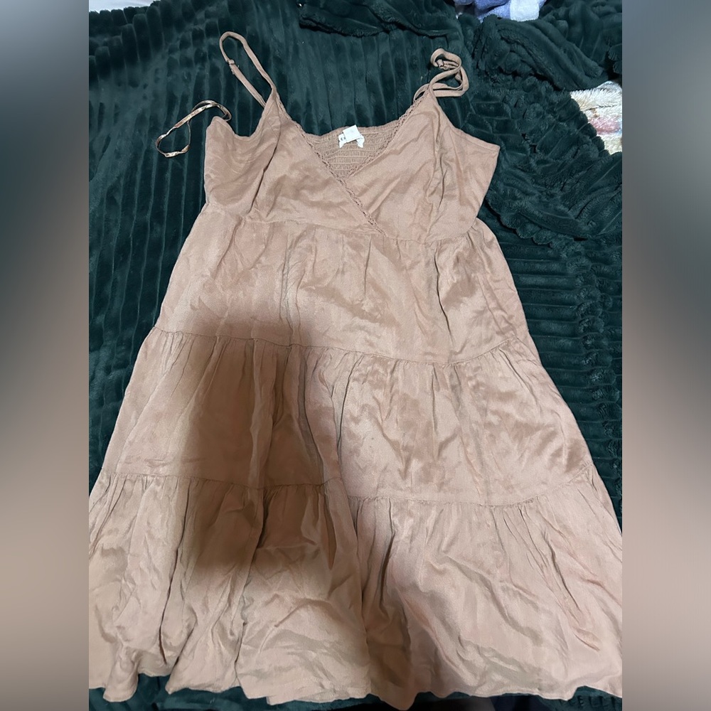 brown dress